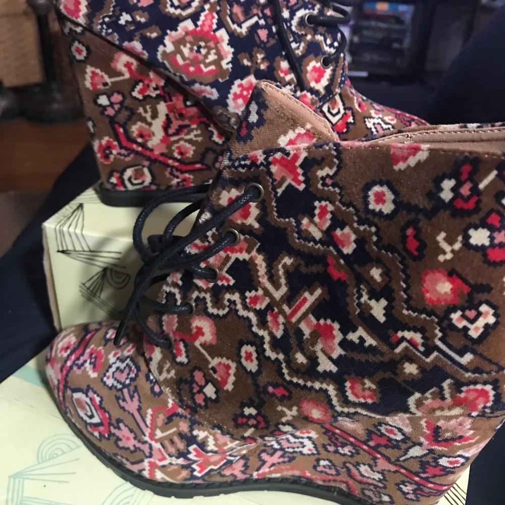 Kimchi Blue New Wedge Canvas Boots